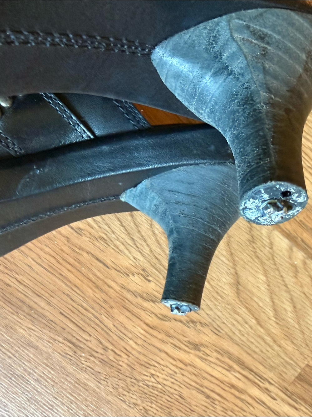 Frye Black Studded Leather Mule Clogs - Picture 4 of 7